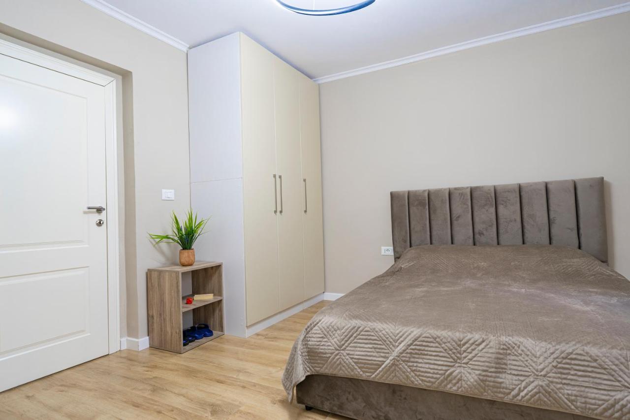 New Bazaar Cane Apartment 2 Tirana Exteriör bild